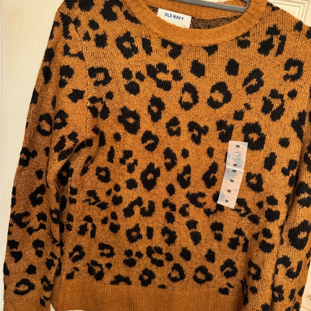 Old Navy Women's Leopard Print Sweater - Brown - Picture 2 of 3